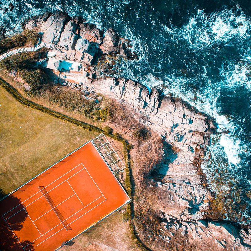 Tennis court on the shore