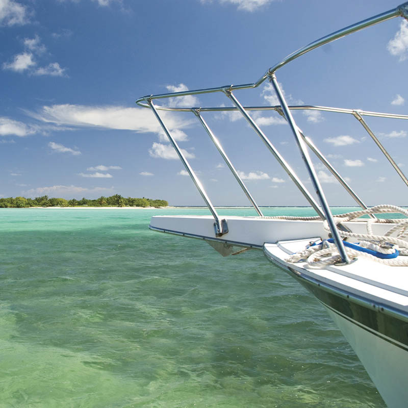 Sailing to Owen Island in the Cayman Islands