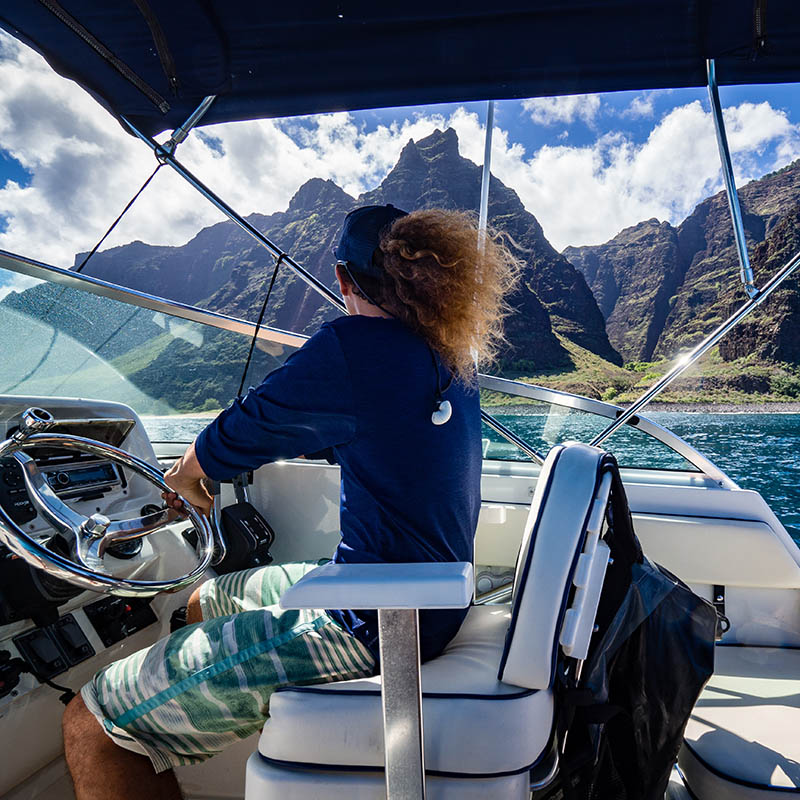 Boat trip along the Na Pali Coast, Kauai, Hawaii