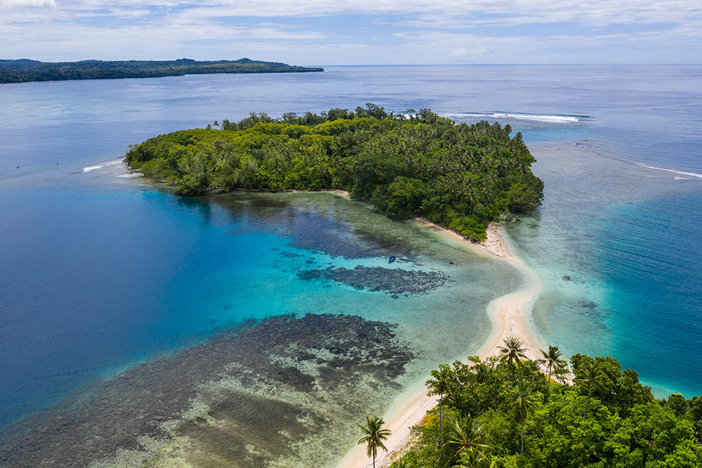 Tiny island off the coast of New Britain in Papua New Guinea