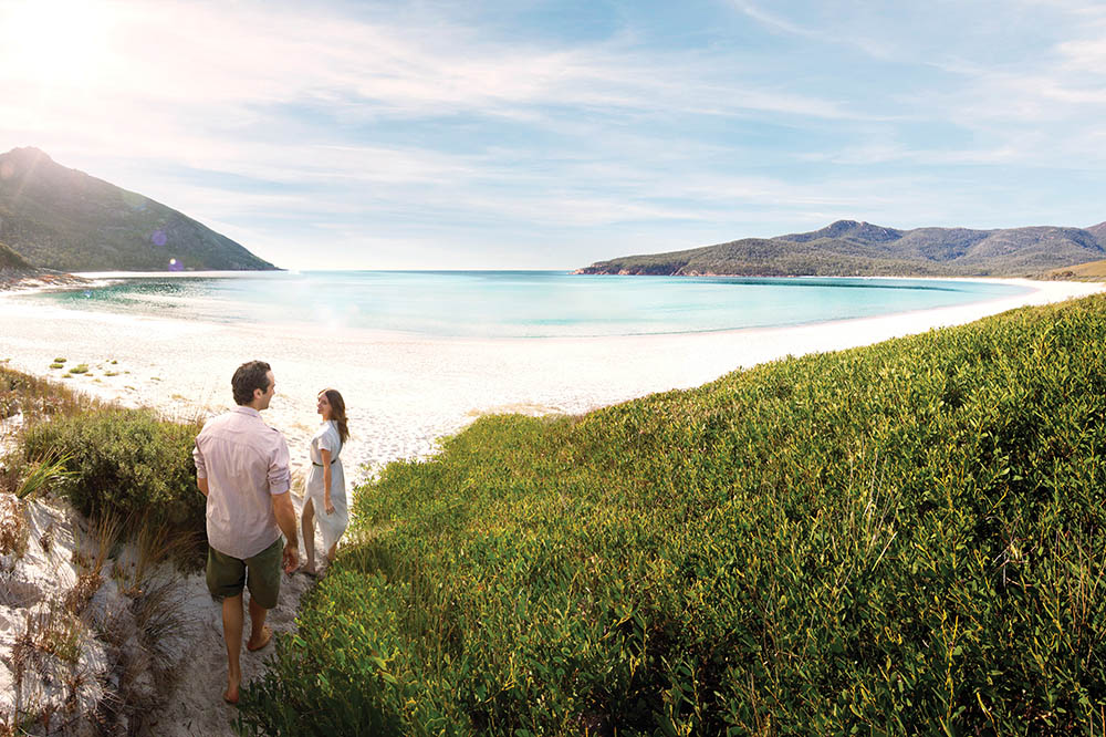 Wineglass Bay Freycinet Tasmania